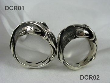 Dreamcatcher Fish Ring (Women\'s) in Silver